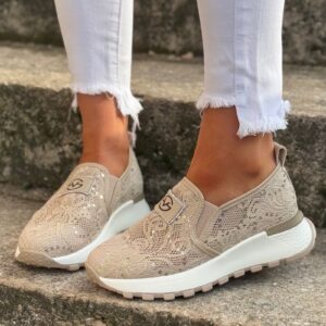 Beżowe sneakersy na wyższej podeszwie LACE COUTURE skóra naturalna